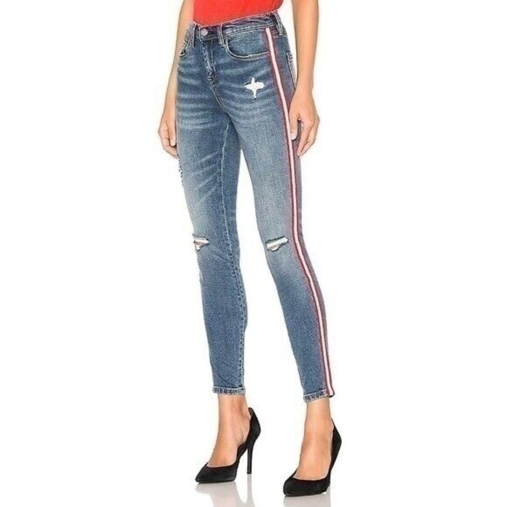 BLANKNYC Distressed Tuxedo Stripe Skinny Jeans in Jersey Girl Size 29